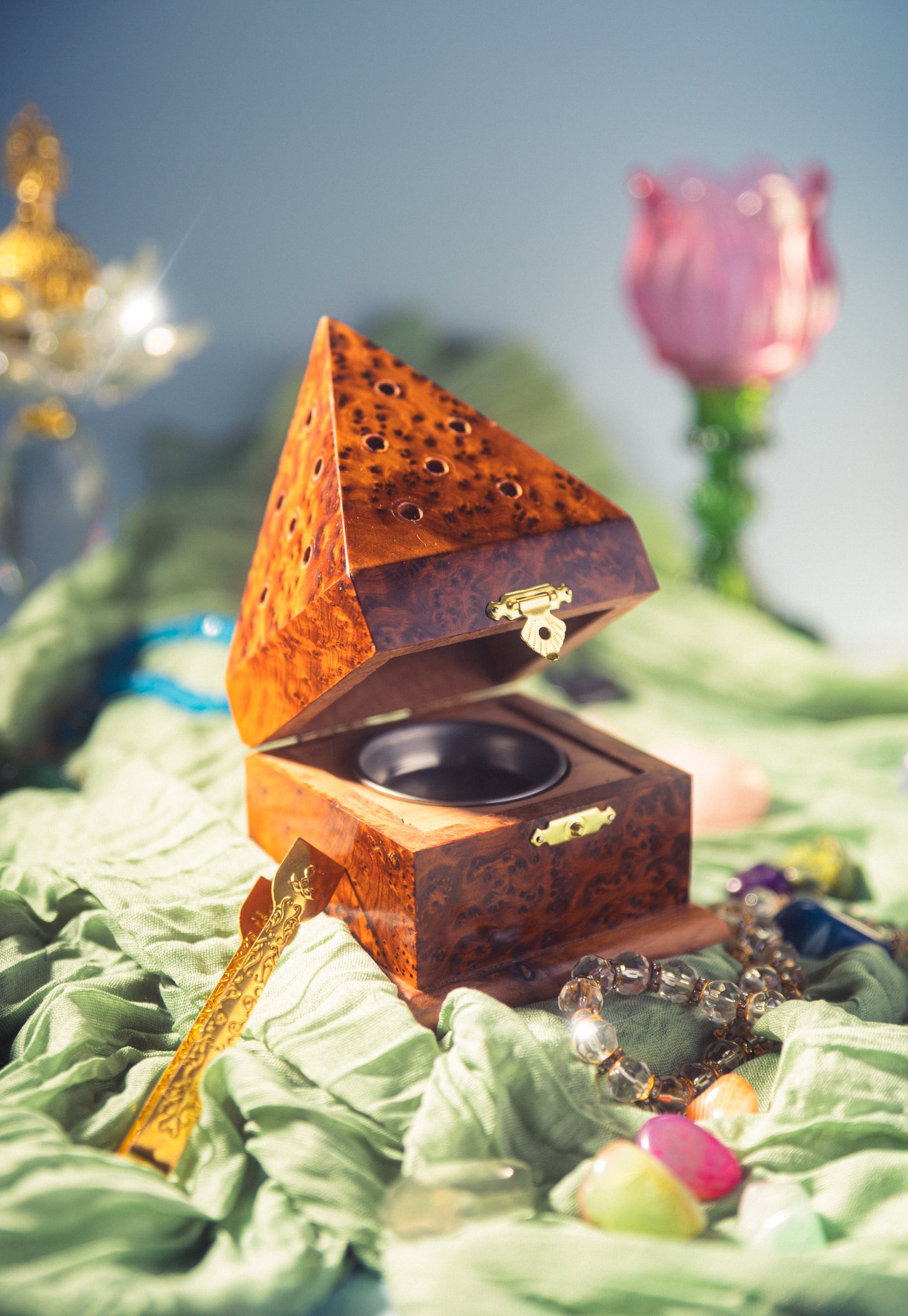 Encensoir Layali en bois de Thuya